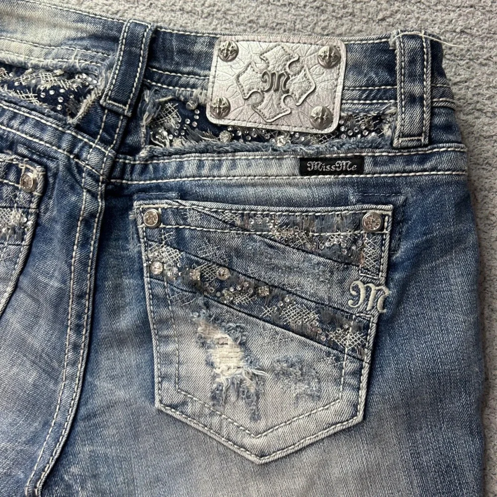 Miss Me Skinny Jeans Mid Rise Embellished Blue 29 Y2K McBling Western Boho Rodeo